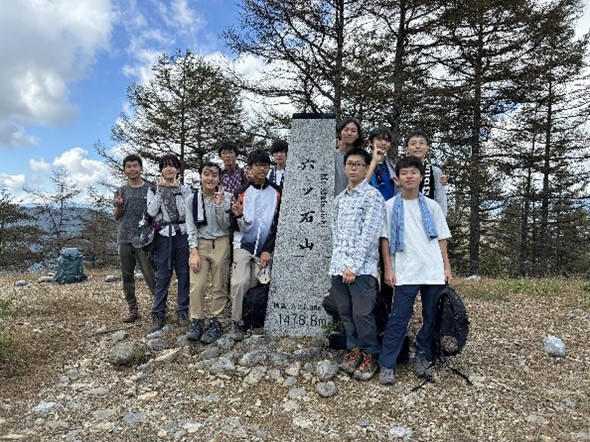 六ツ石山 山頂